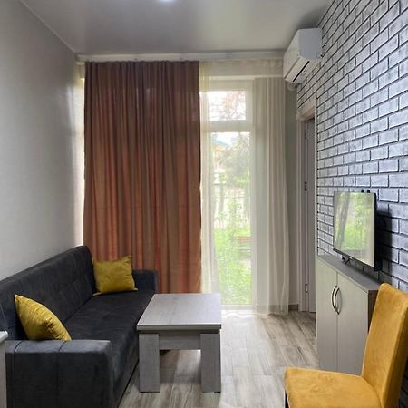 Lovely And Cozy Apartament In Tiflis Dış mekan fotoğraf